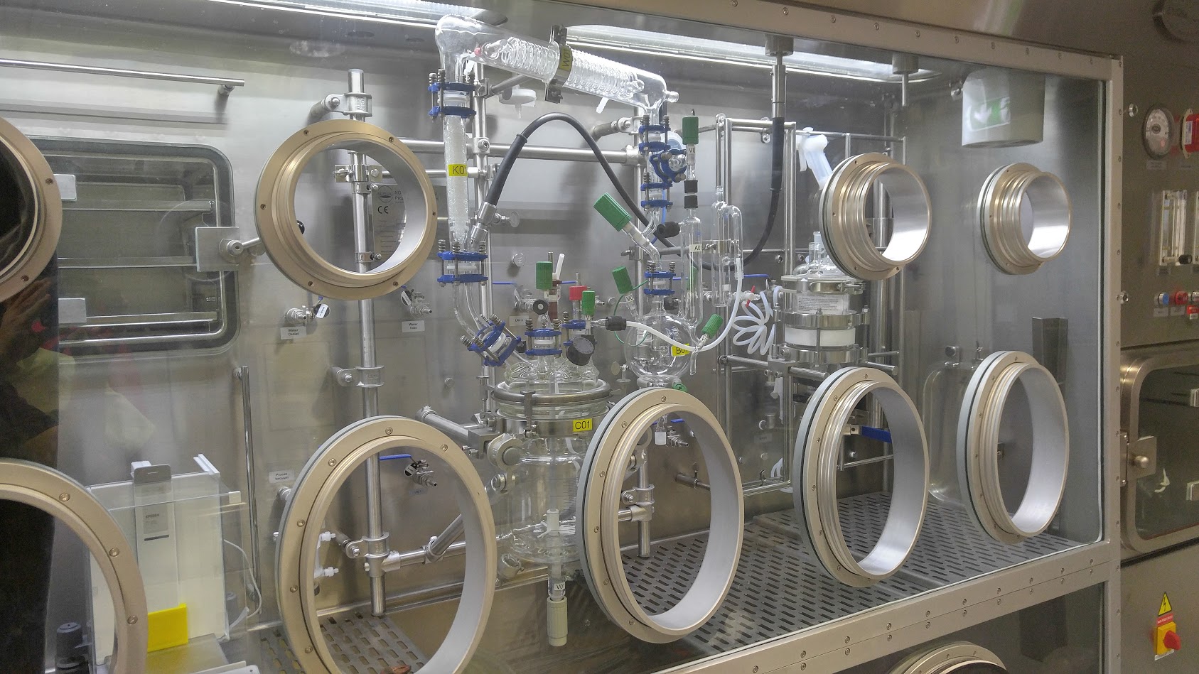 Ravona Containment Isolators